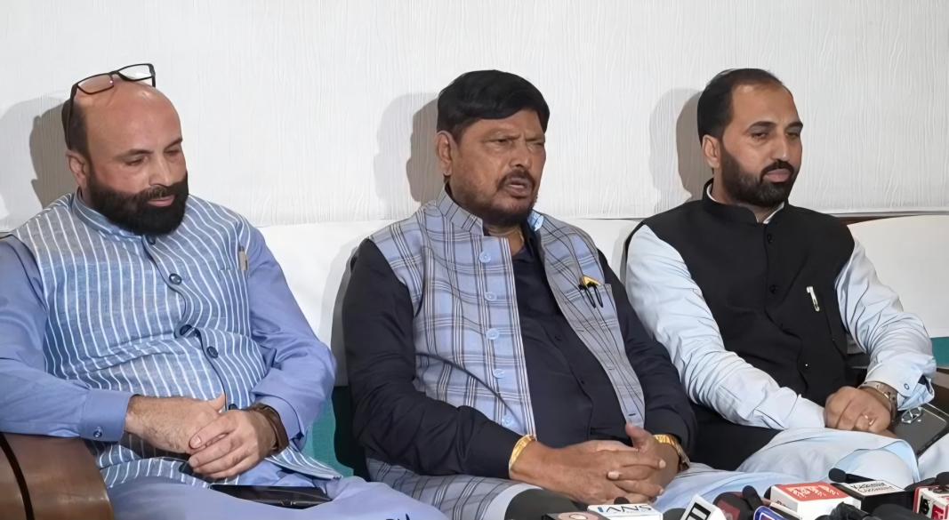 'Protests won’t force Gyanesh Kumar to resign': Union MoS Athawale defends EC over voter deletions
